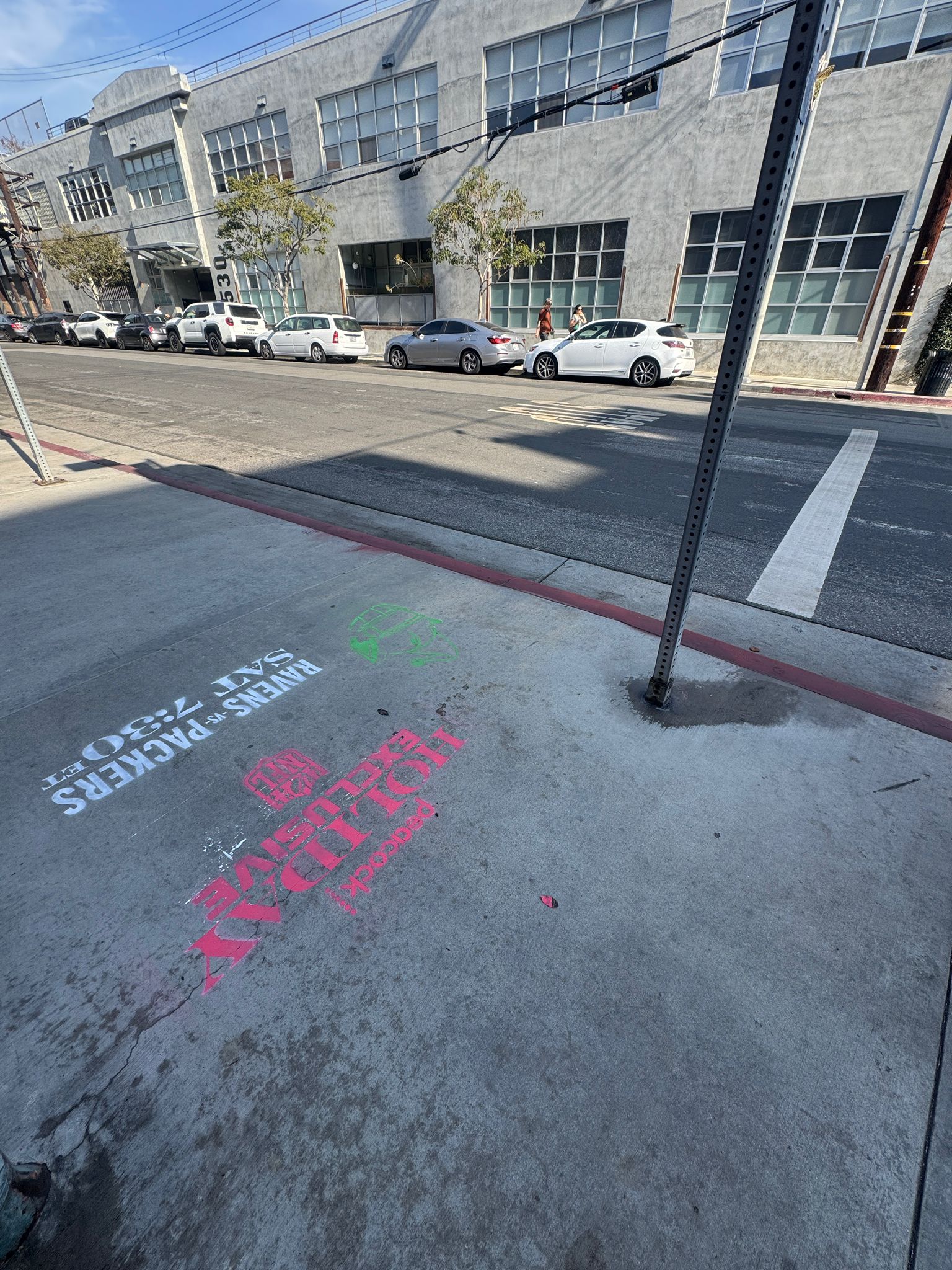 Stencil 6.2 Arts District Urth Cafe